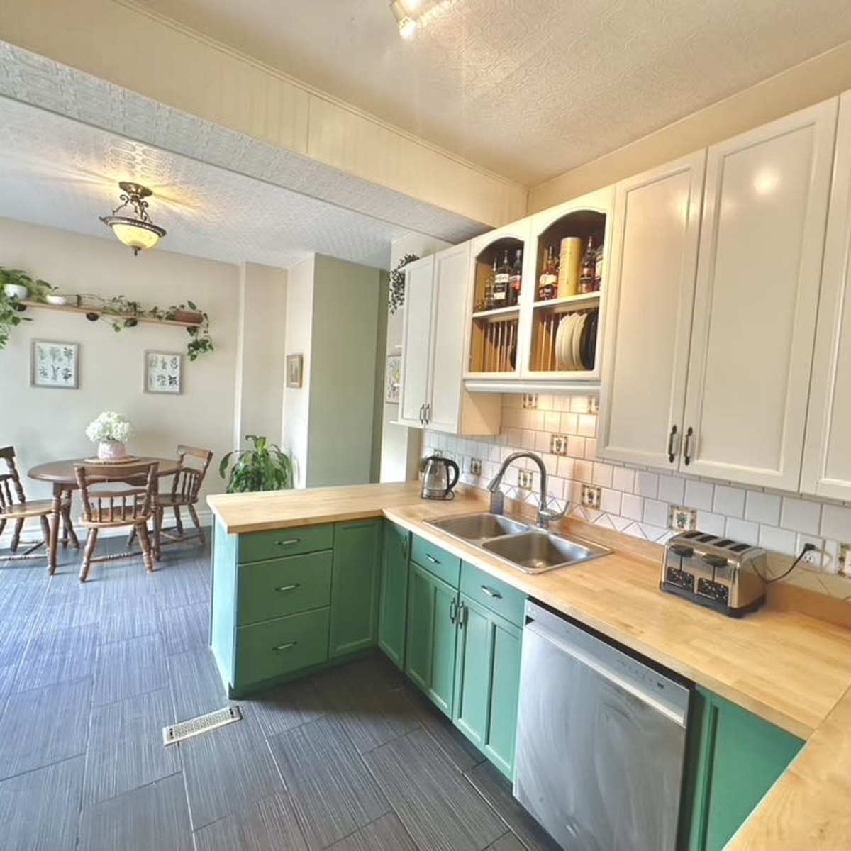 Western Victorian House Downtown, Calgary Event Peerspace