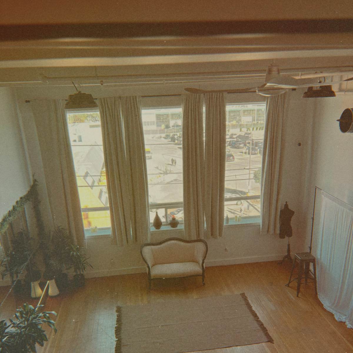 Serene Multi-purpose Creative Loft with Large Windows & Full-Length Mirrors in Toronto Image in South Riverdale, Toronto, ON