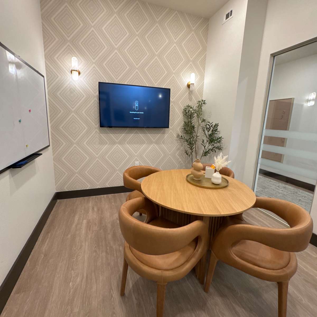 Modern Small Conference Room, Las Vegas, NV | Off-Site | Peerspace