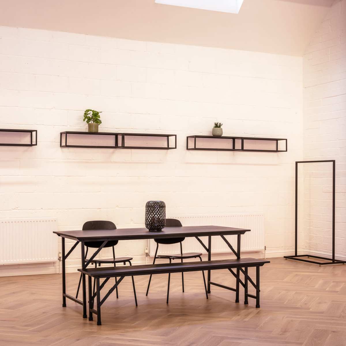 Charming Industrial Studio in Brick Building with Minimalist Interiors in LONDON Image in Lambeth, LONDON, ENG