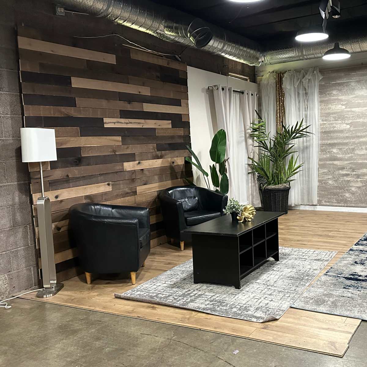Commercial Studio fit for Small and Medium Sized Projects (A), Phoenix ...