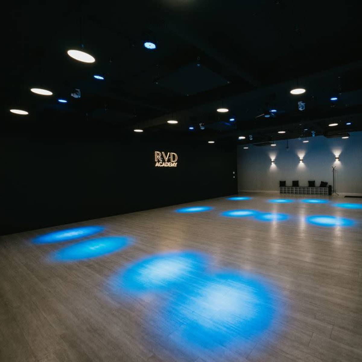 Versatile Event Space with Modern Amenities in Canton Image in Canton Township, Canton, MI