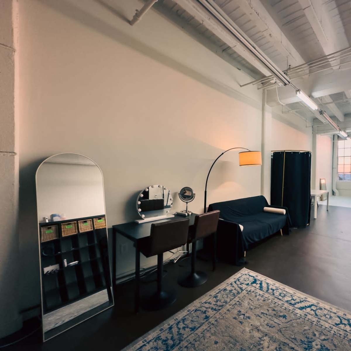 Multipurpose Creative Studio #004 with a Ton of Natural Light in los angeles Image in Central LA, los angeles, CA