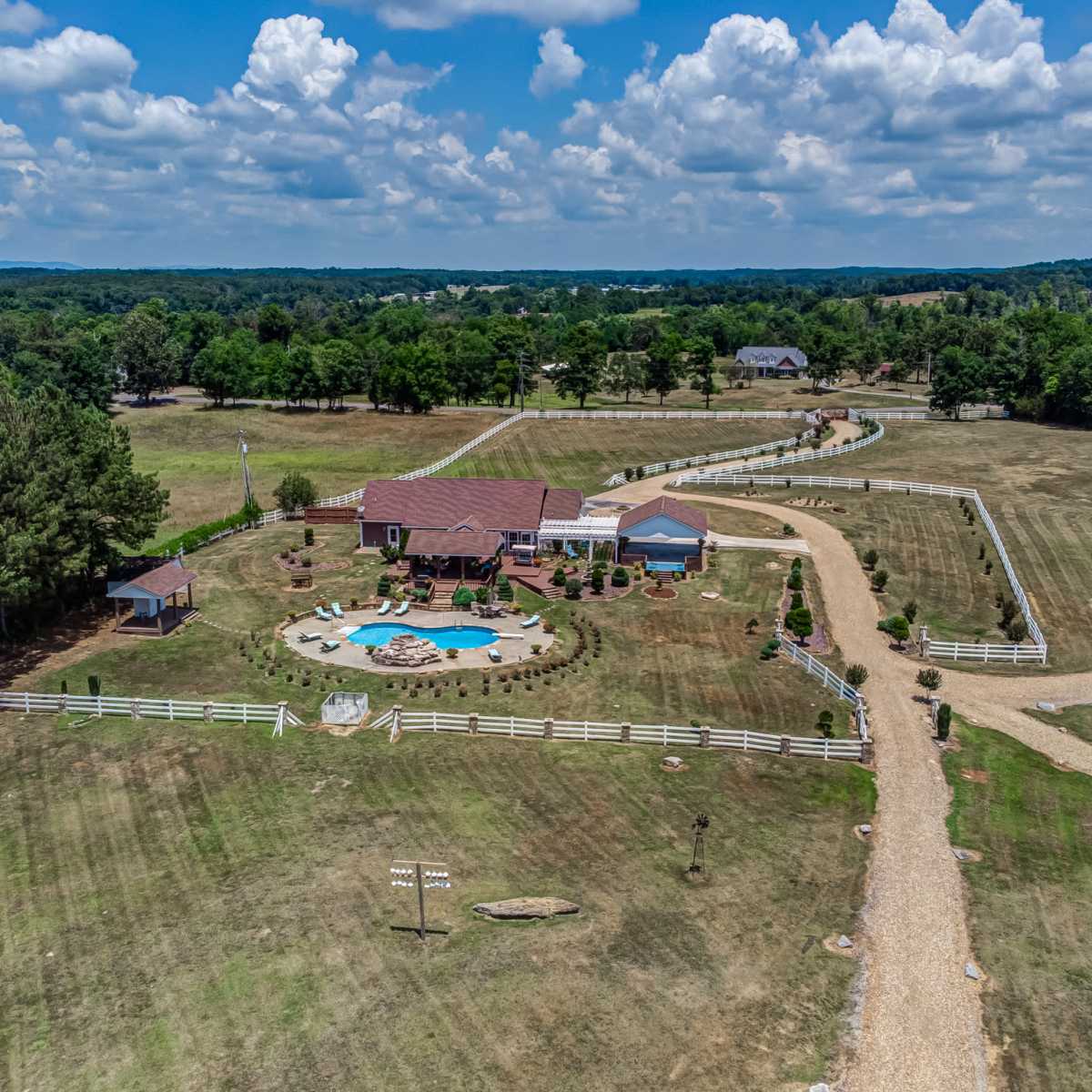 Your “Something Borrowed” Backyard Wedding Experience in Resaca Image in , Resaca, GA