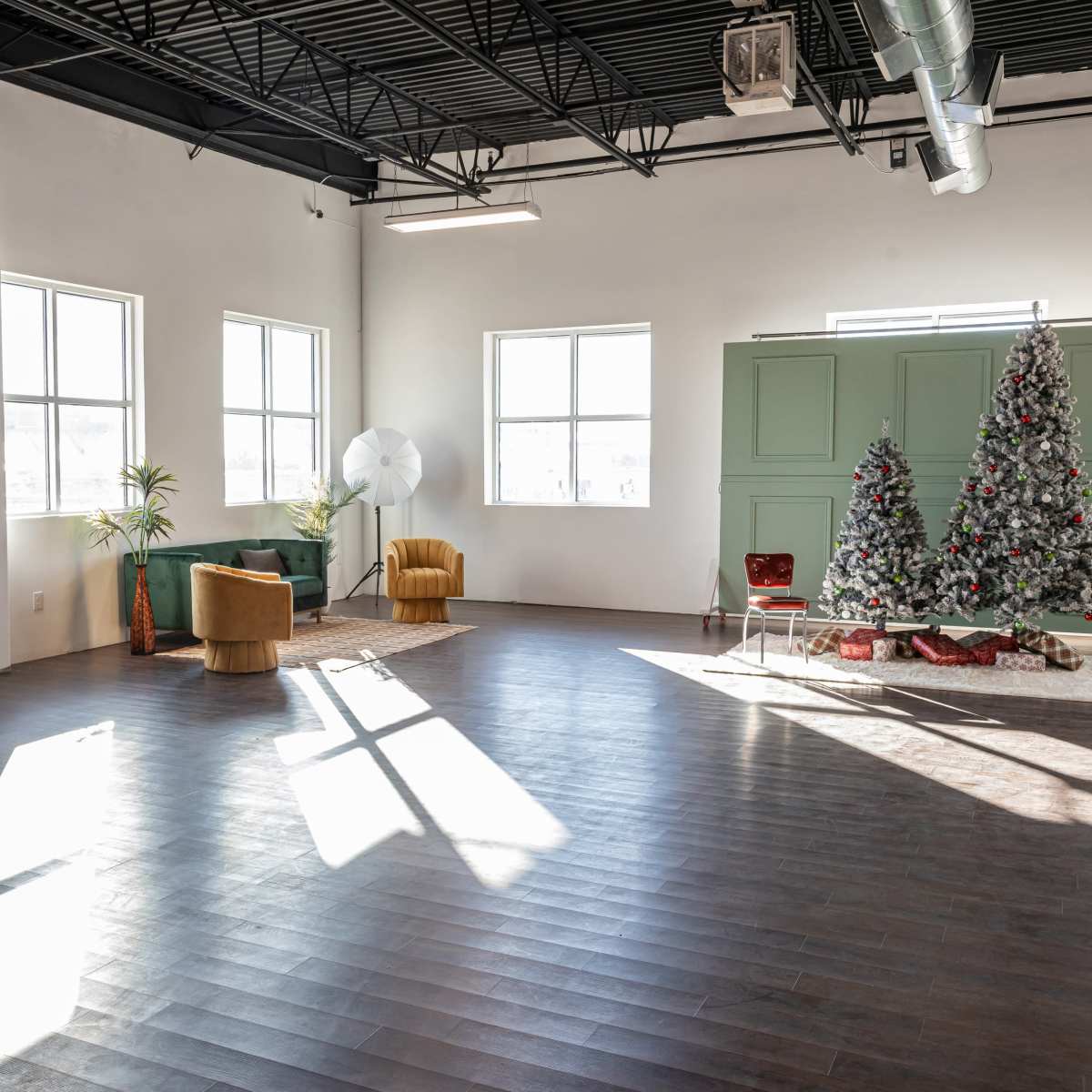 Spacious and Versatile Frisco Natural Light Studio with Outdoor Sunset Patio in Frisco Image in Phillips Creek Ranch, Frisco, TX