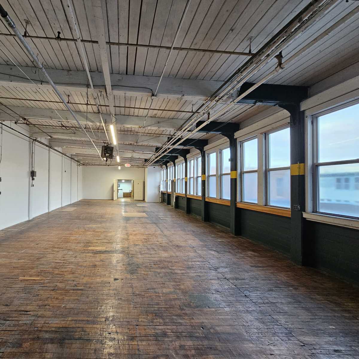 Eclectic Warehouse, Assembly Line, Office, Under-ground parking in HYDE PARK Image in Hyde Park, HYDE PARK, MA