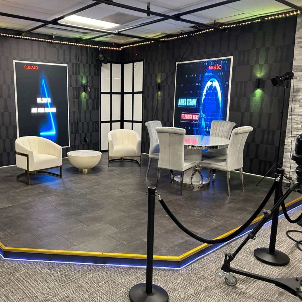 Perfect Place to Host a Variety of Events: Podcasts Corporate Events Photoshoots Live Streams in Sunrise Image in Plantation, Sunrise, FL