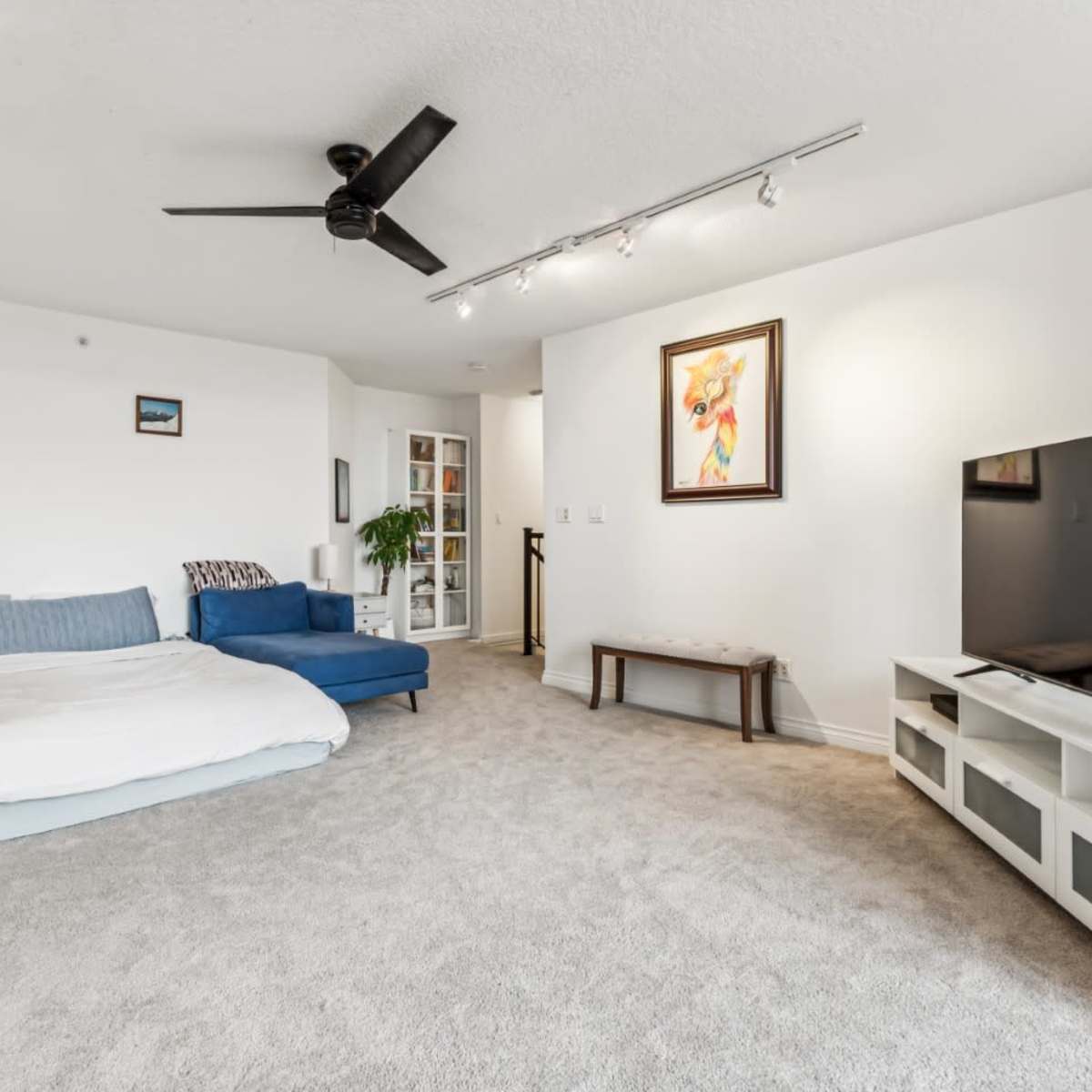Two-Floor Penthouse Loft with Downtown Views in Calgary Image in Northwest Calgary, Calgary, AB