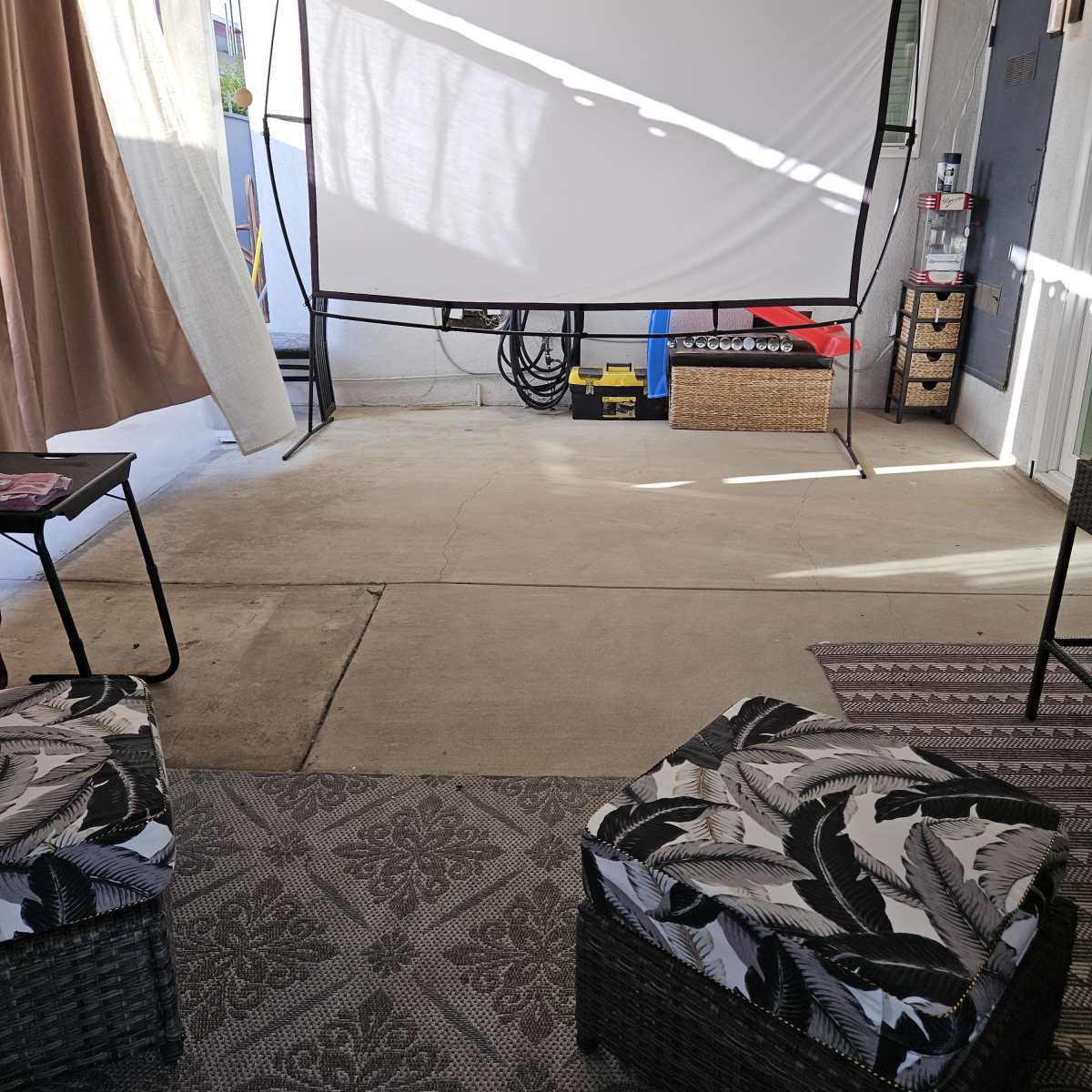 Cozy, Relaxing, Entertaining Patio for your next Production, Los ...
