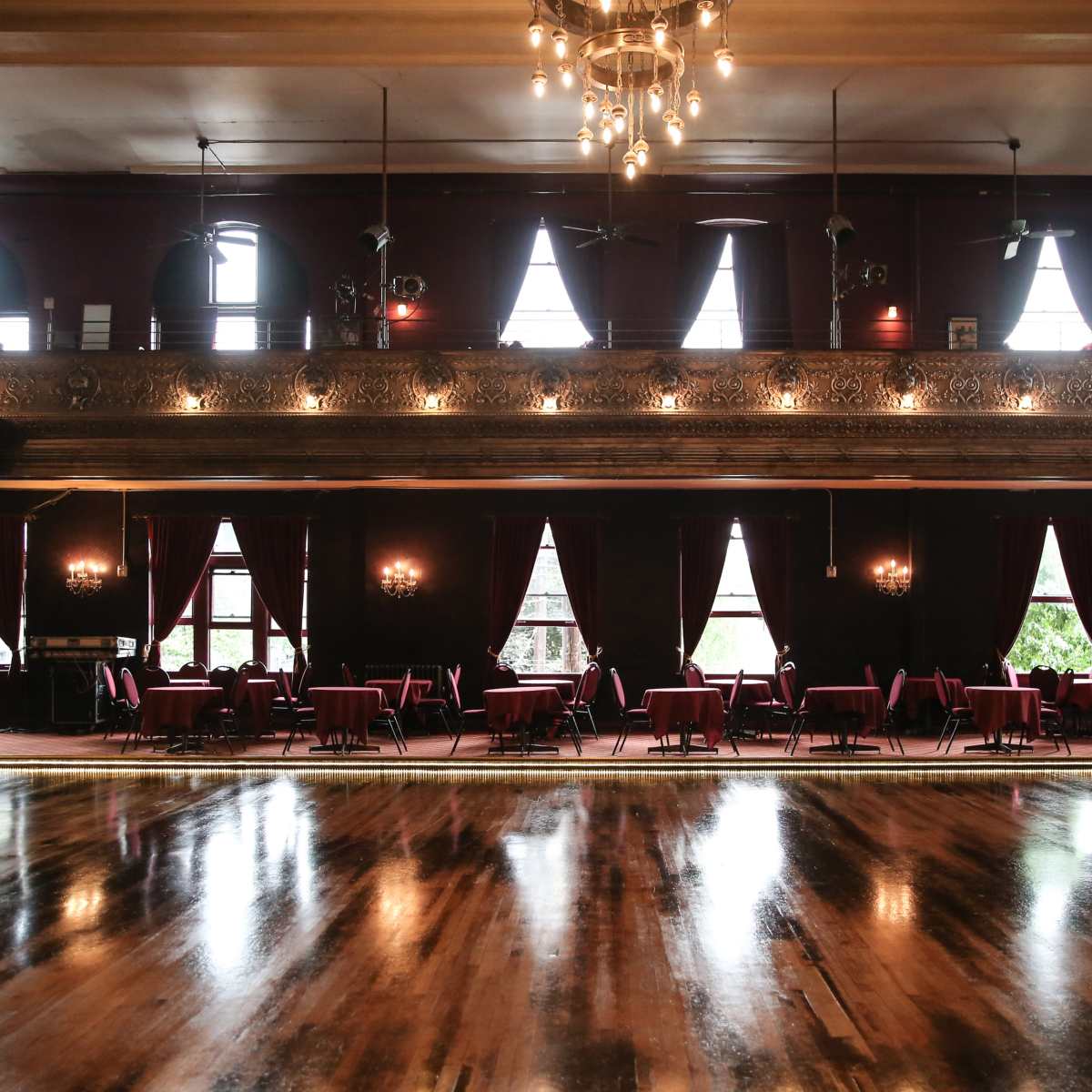 Century Ballroom | Beautiful 4500 sf open span space in historic Odd ...