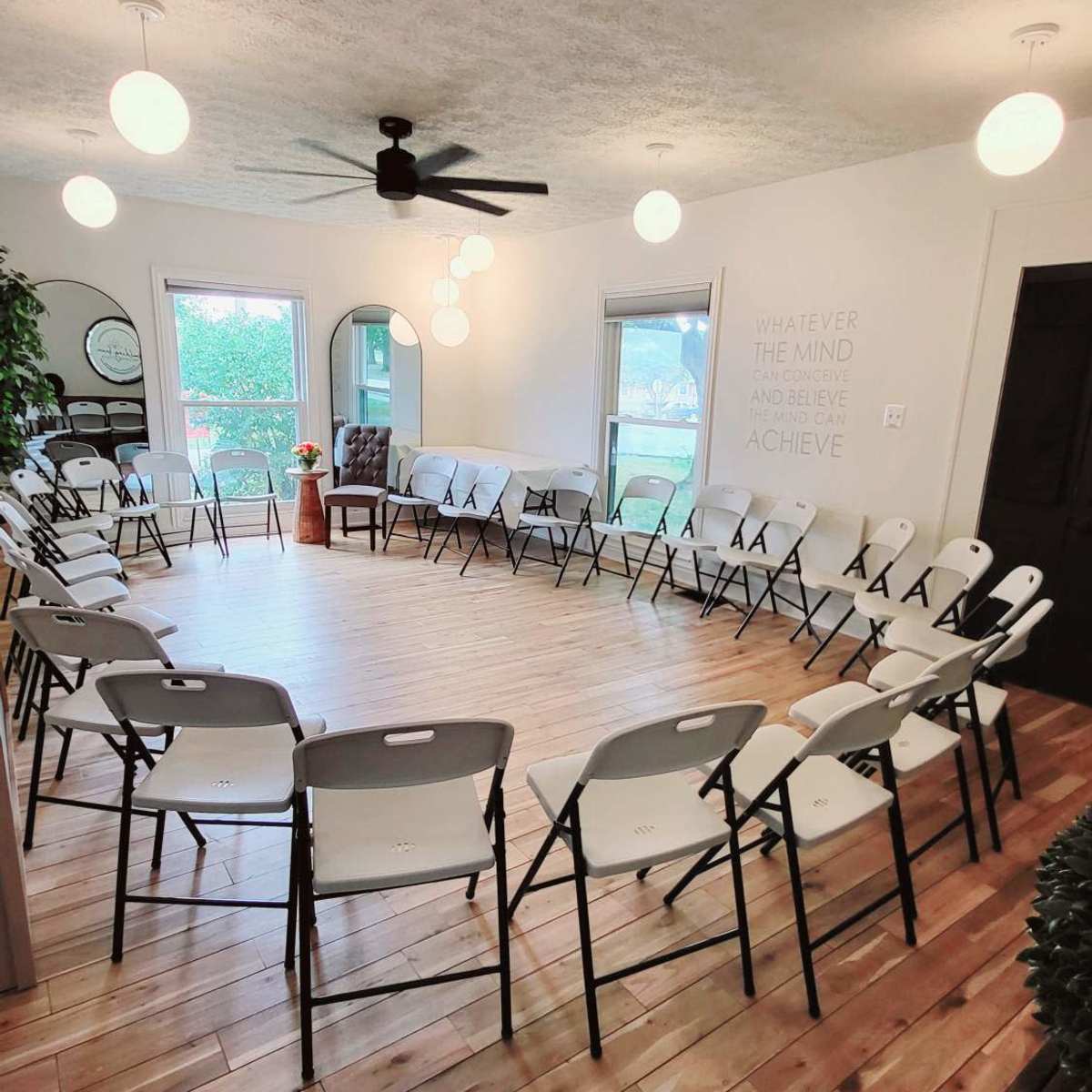 Large Studio Space With A Gourmet Kitchen, On 2 Acres In The Country, 7 Minutes From Greenwood in Whiteland Image in Pleasant Township, Whiteland, IN