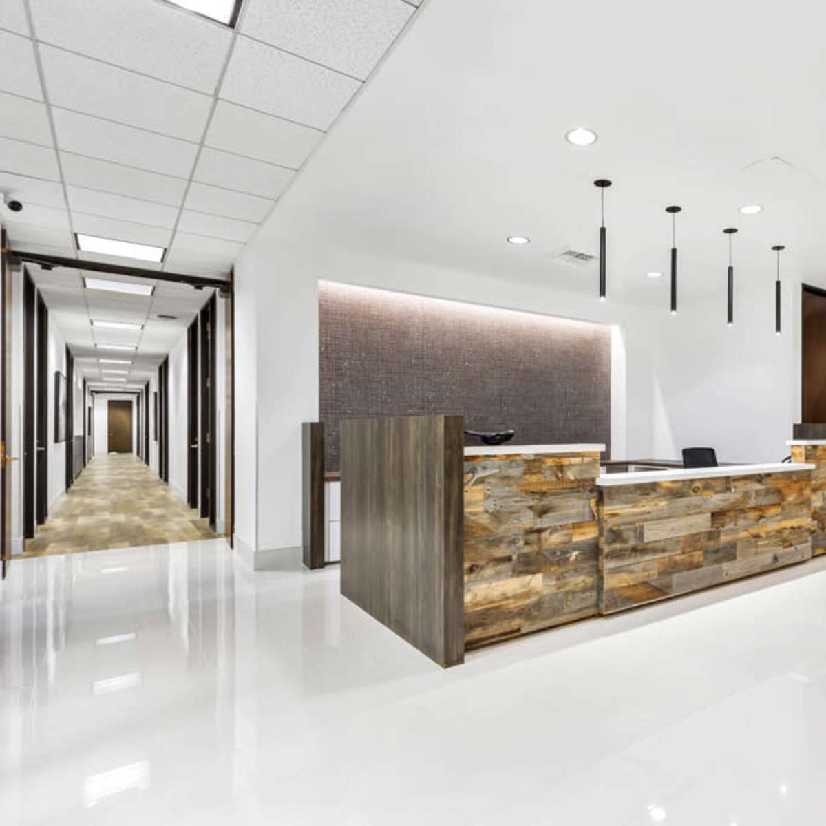 Large 15 Person Conference Room in Long Beach in Long Beach Image in Long Beach, Long Beach, CA
