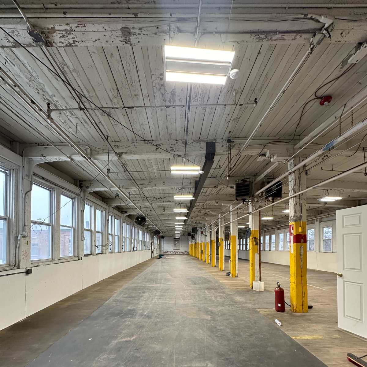 Industrial Creative Space for Rent in Hyde Park in Boston Image in Hyde Park, Boston, MA