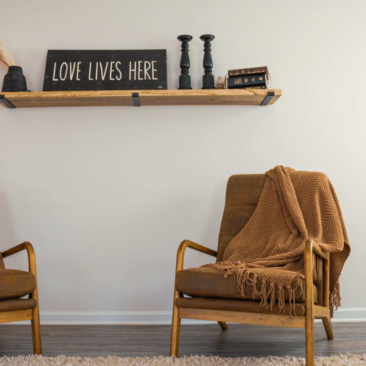 "Modern 4BR Retreat: Perfect for Shoots" in Canton Image in , Canton, GA