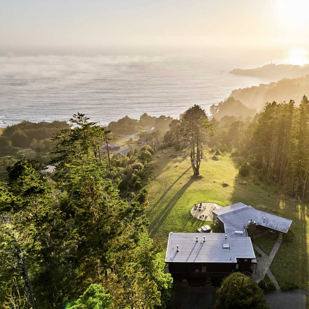 Sonoma Coast Private Coastal Estate with Oceanviews, Redwoods, Lodge ...