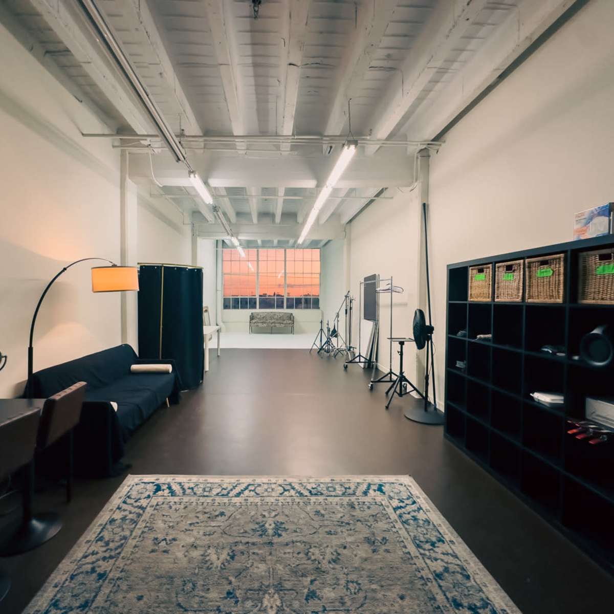 Multipurpose Creative Studio #004 with a Ton of Natural Light in los angeles Image in Central LA, los angeles, CA