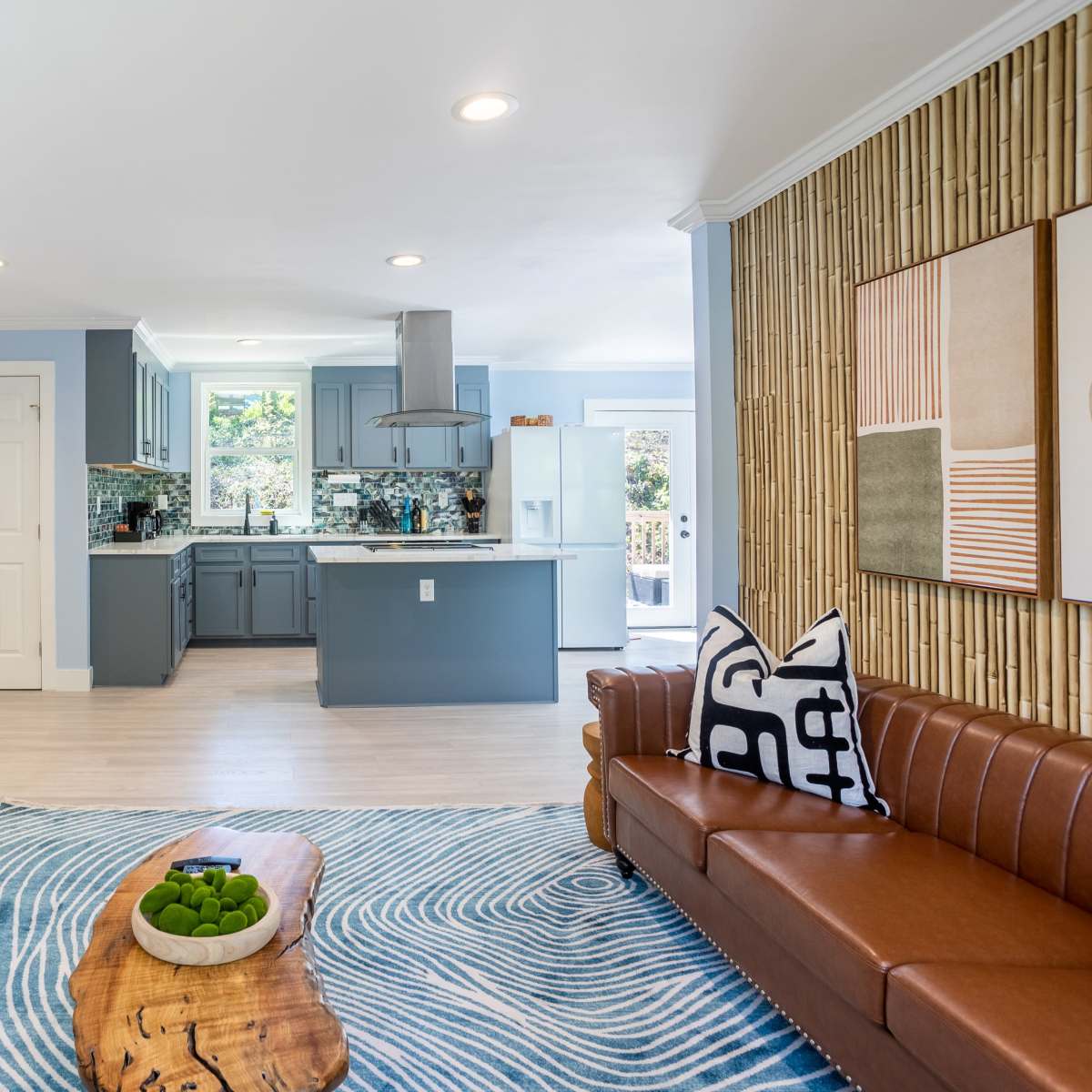 Beautiful countries Themed Home in Decatur, Decatur, GA | Off-Site ...