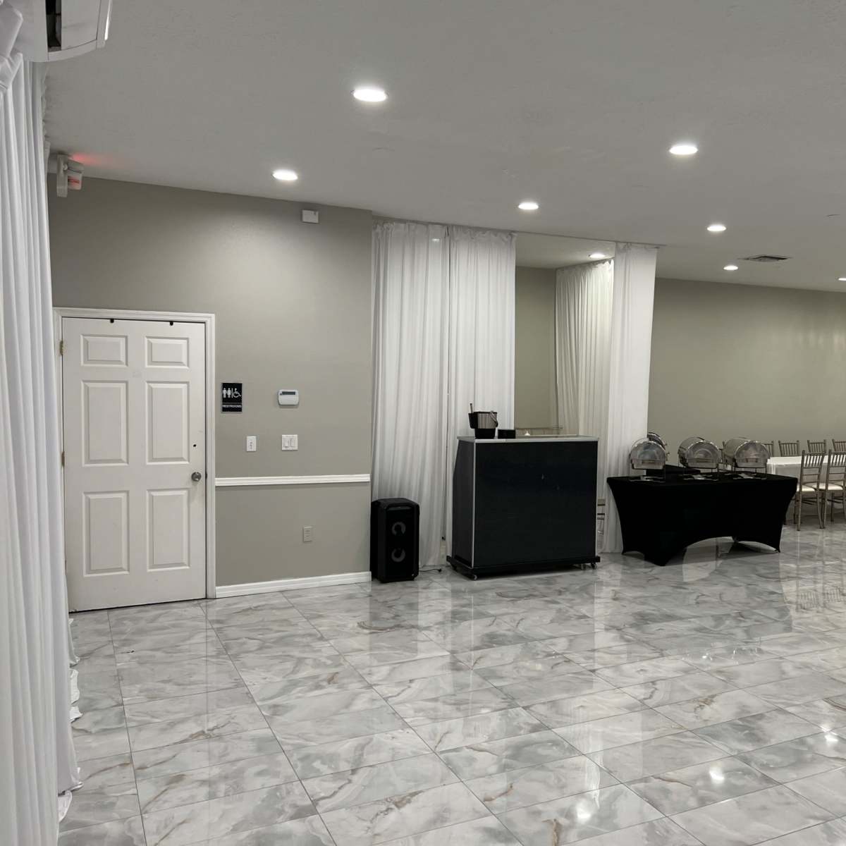 Bright Inviting Event Space Near Orlando in Kissimmee Image in Buena Ventura Lakes, Kissimmee, FL