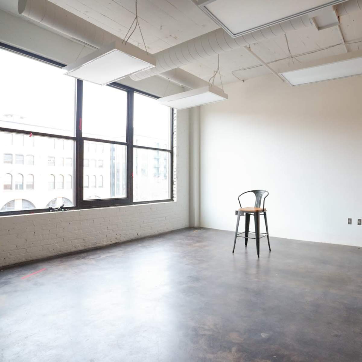 North Loop Natural Light Photo Studio in Minneapolis Image in Central Minneapolis, Minneapolis, MN