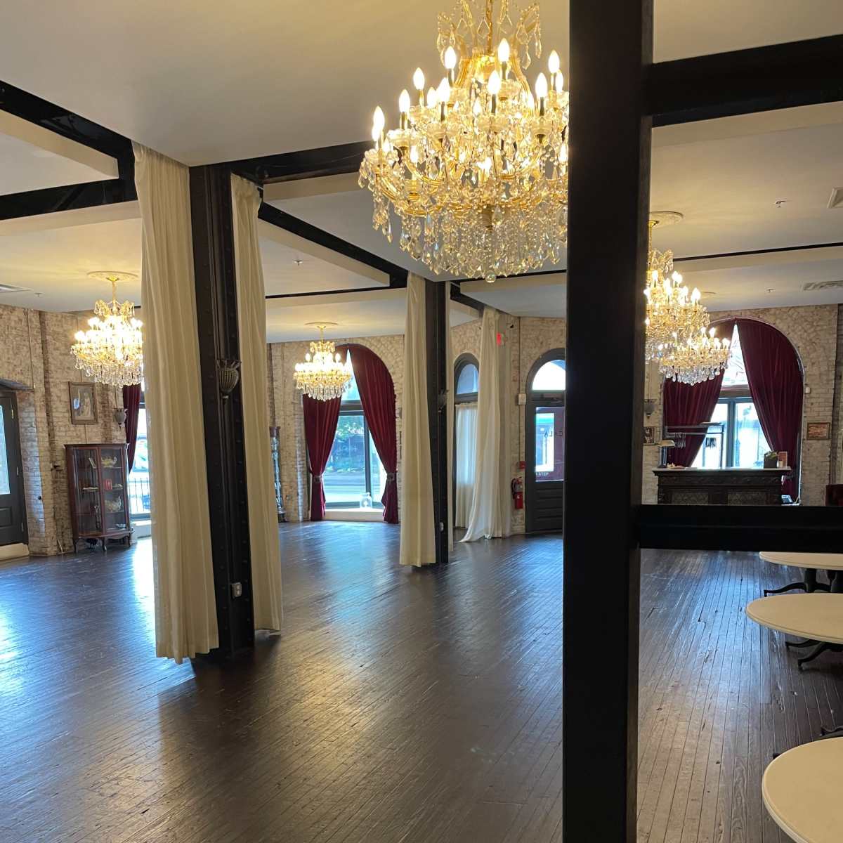 Romantic Restaurant with Sparkling Chandeliers in Philadelphia Image in North Philadelphia, Philadelphia, PA