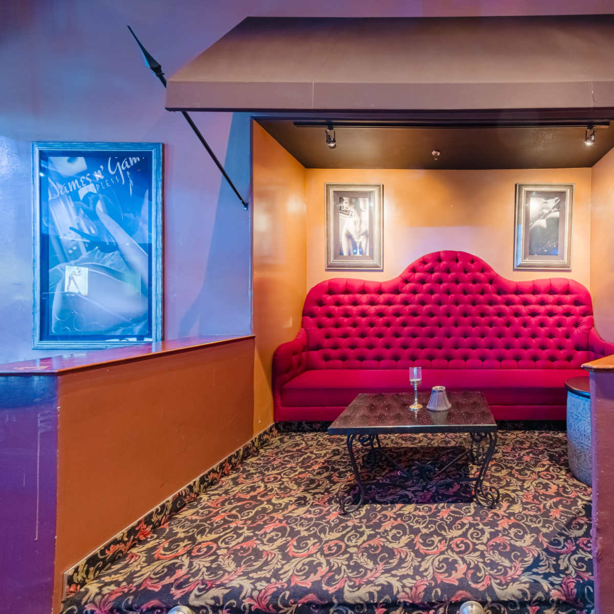 DAMES N GAMES RETRO CHIC HOLLYWOOD GENTS CLUB, Los Angeles, CA Off