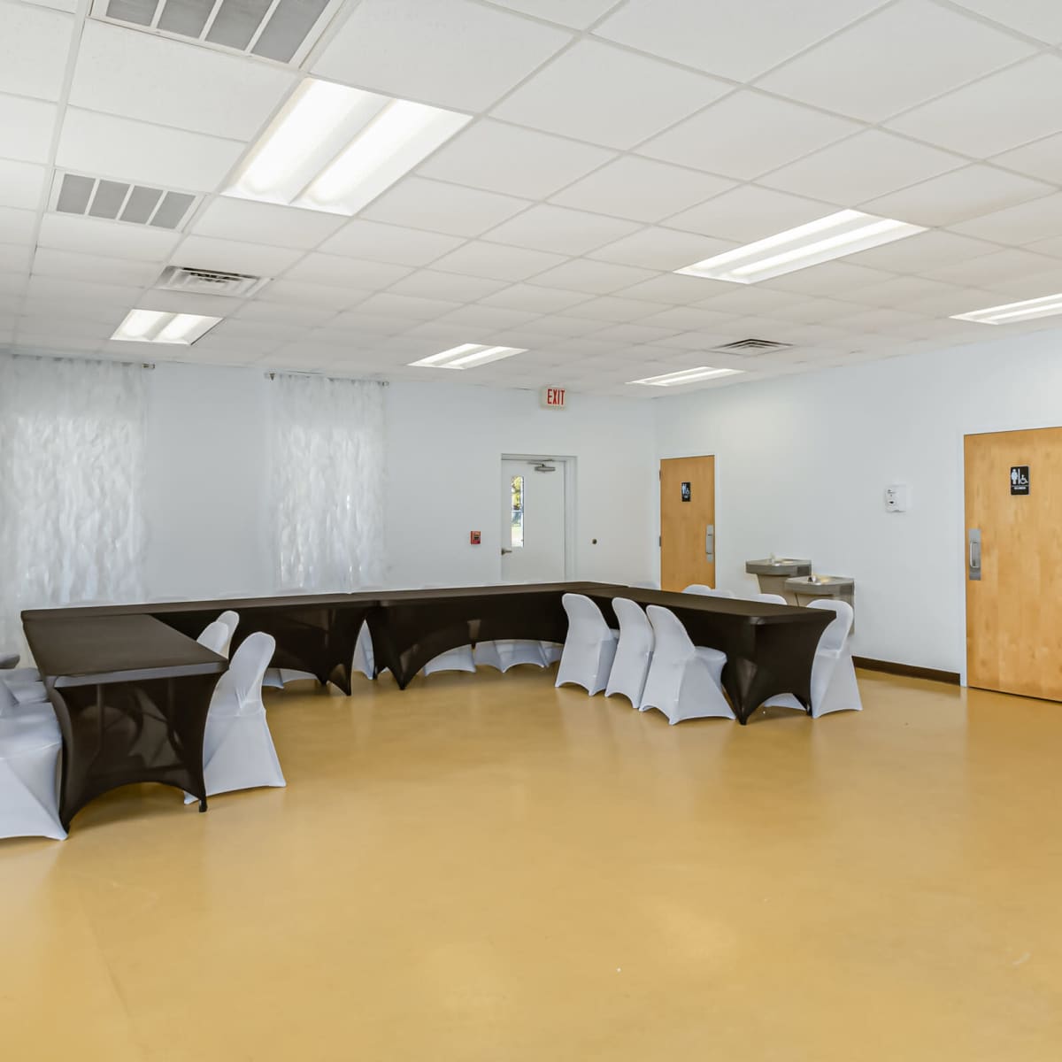 Downtown Titusville Commercial Kitchen with 80 Person Seating in Titusville Image in Titusville, Titusville, FL
