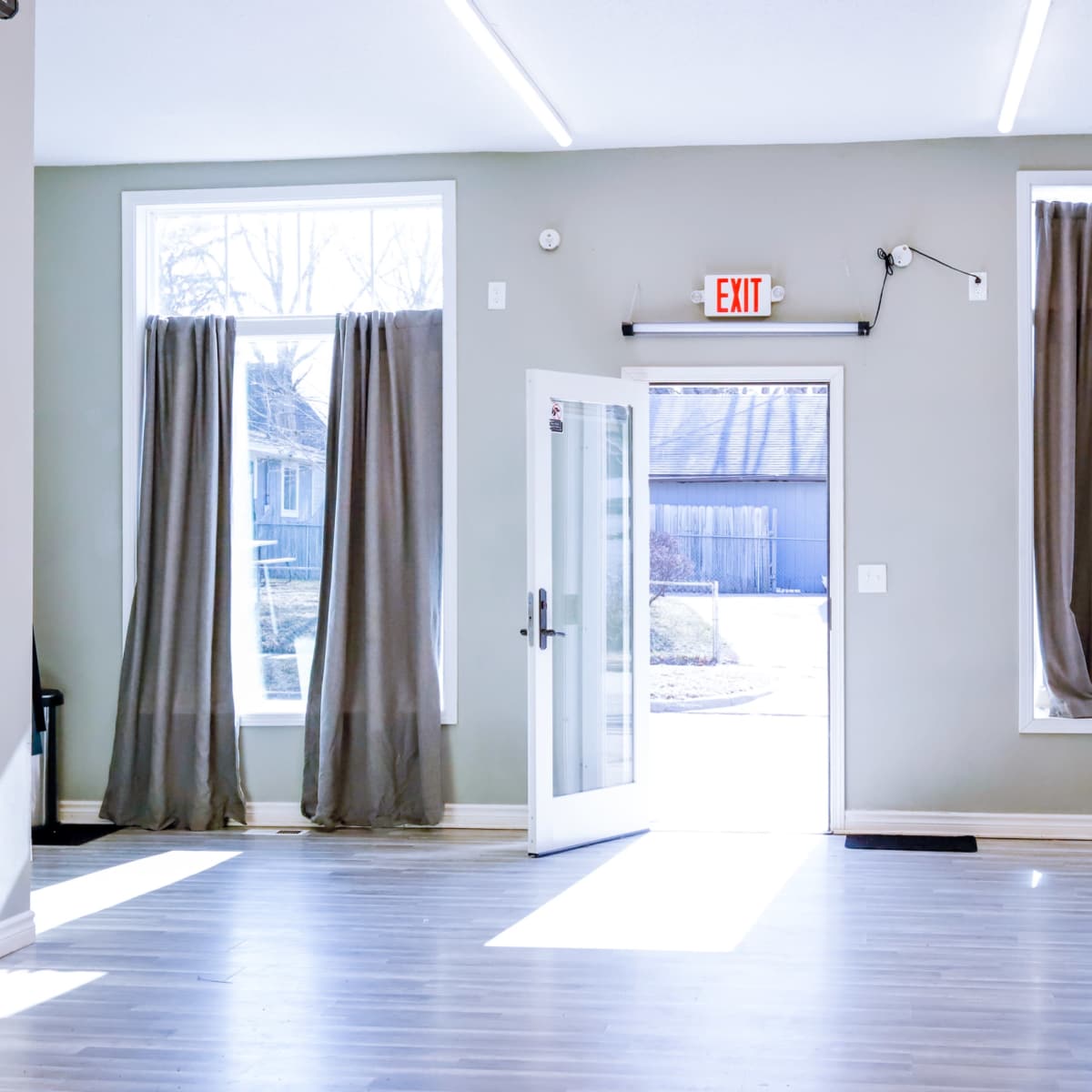 Modern, Spacious Flex Space on the West Side in Saint Paul Image in Concord-Robert, Saint Paul, MN