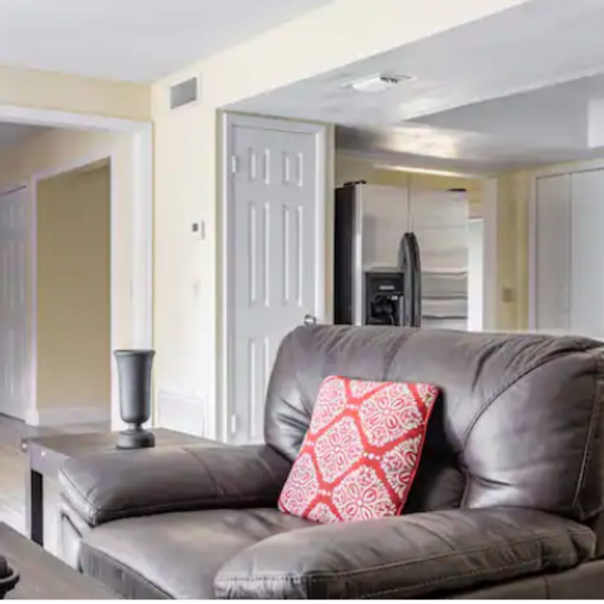 Suburban Guest Suite with Pool – Perfect for Content Creation! in orlando Image in , orlando, FL