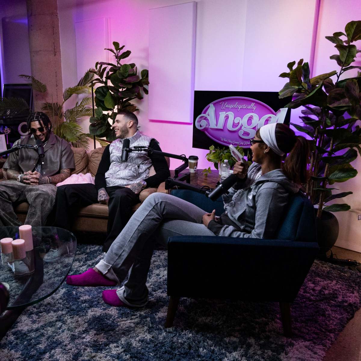 Beautiful Video Podcasting Studio in Lakeview in Chicago Image in Lake View, Chicago, IL