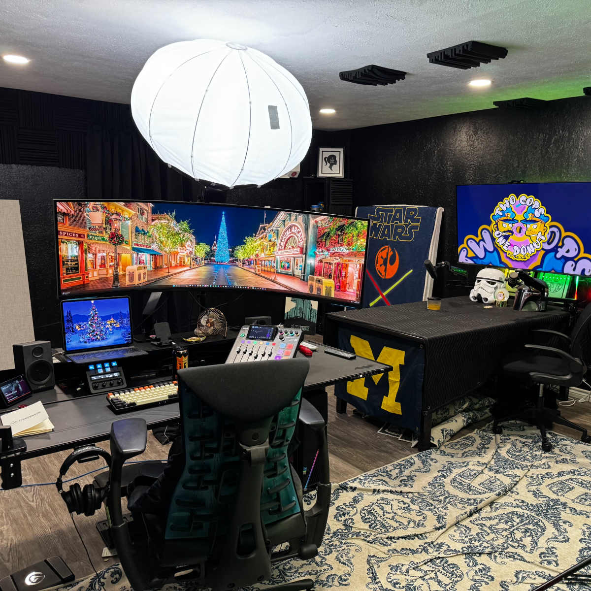 Donut Shop Recording Studio in Arlington Image in West Arlington, Arlington, TX