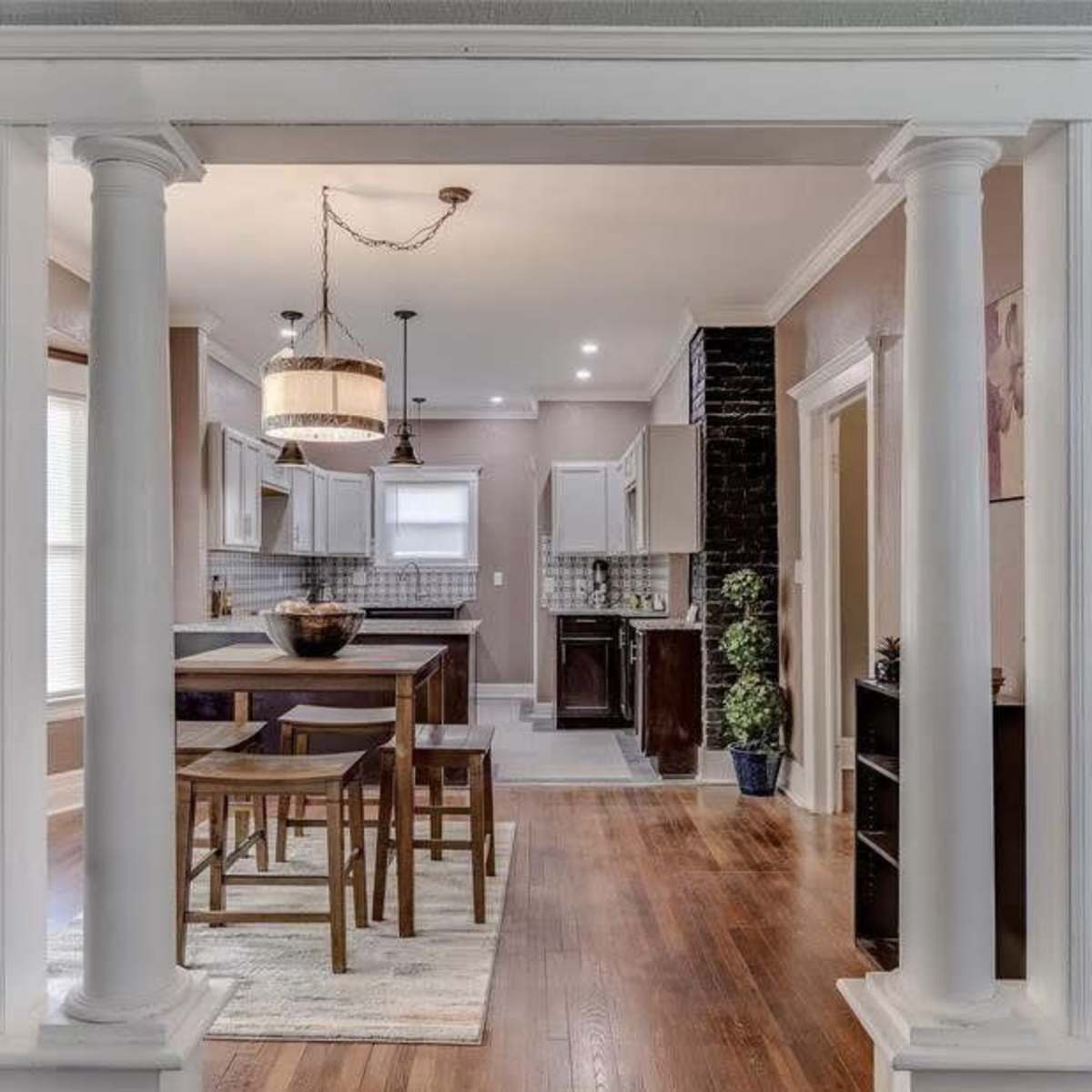Stylish Updated Brick Home in Highland Park, MI – Perfect for Events, Photoshoots, and Productions in Highland Park Image in Highland Park, Highland Park, MI