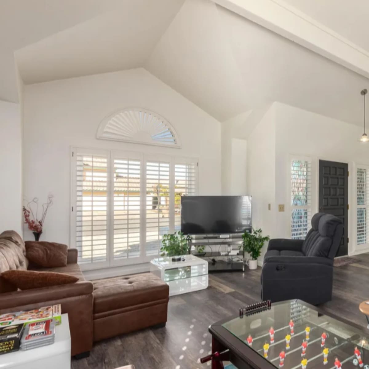 Luxury PHX Meeting/Gathering Home with FREE Heated Pool in Peoria Image in Chesapeake Park, Peoria, AZ
