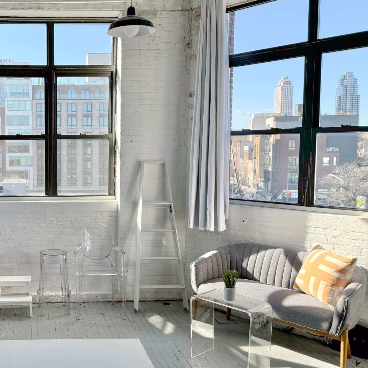 Photo/Video Studio & Prop House in Greenpoint Image in Greenpoint, Greenpoint, NY
