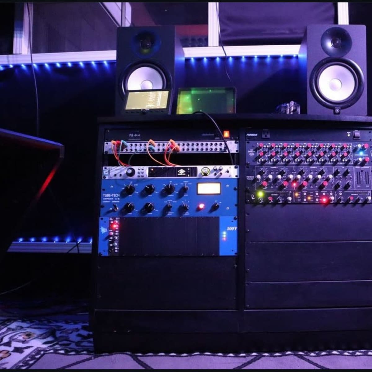 Fully Equipped Music Recording Studio, Toronto Production Peerspace