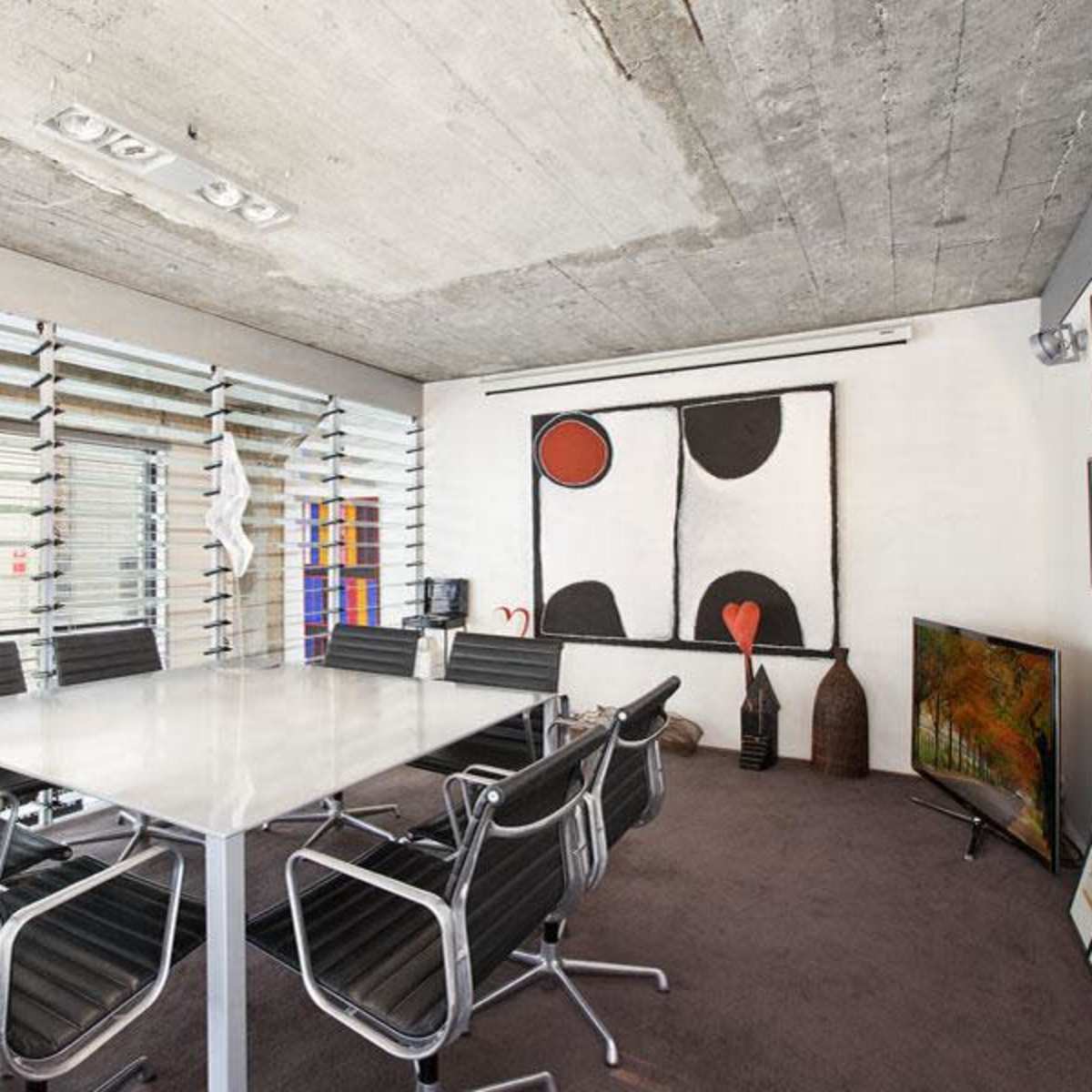 WAREHOUSE RARE!! MASSIVE ROOFTOP GARDEN  wPANARAMIC CITY VIEWS ! 5STAR LUXURY & STYLE! BRAND NEW RENO! FAMOUSLY DESIGNED BY WORLD RENOWN ARCHITECT  DALE JONES-EVANS,  FREE PARKING, PERFECT CITYSIDE LOCATION 5 MIN STROLL TO CBD in Surry Hills Image in Surry Hills, Surry Hills, NSW