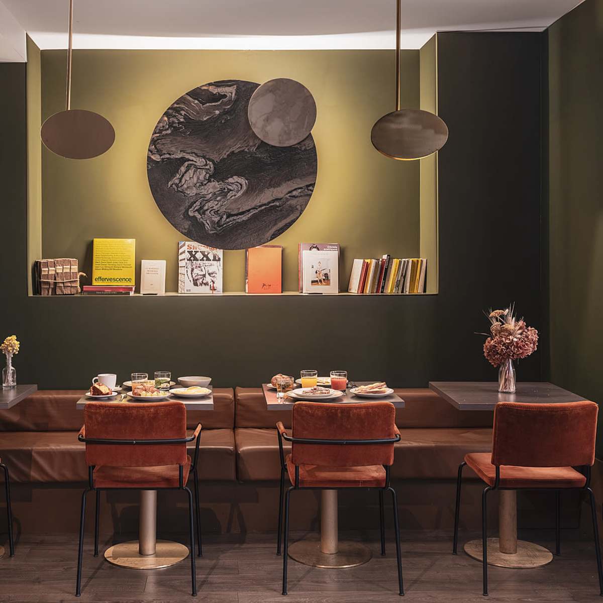 Salle avec Patio végétalisé à 2 pas de Montparnasse in Paris Image in Plaisance, Paris, 