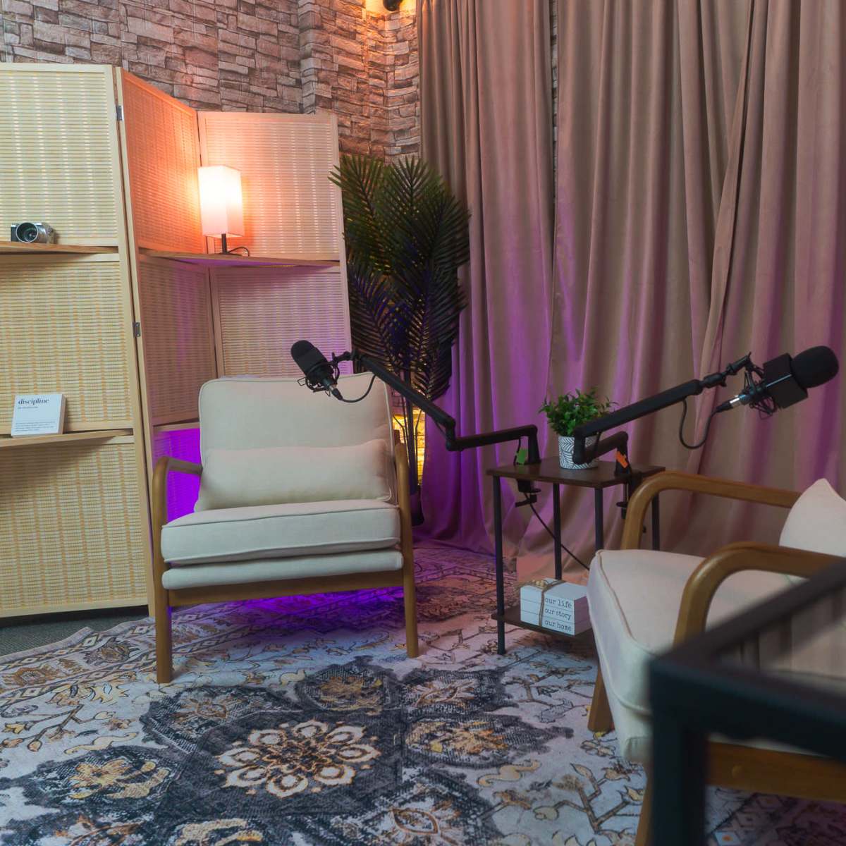 Modern Video Podcast Studio || Engineer Included in Fremont Image in Irvington, Fremont, CA