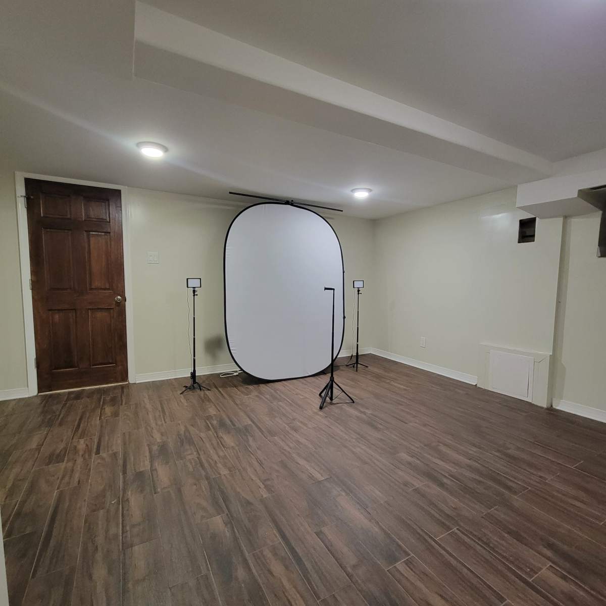 Arrange Today Photo Studio in Philadelphia Image in Northeast Philadelphia, Philadelphia, PA