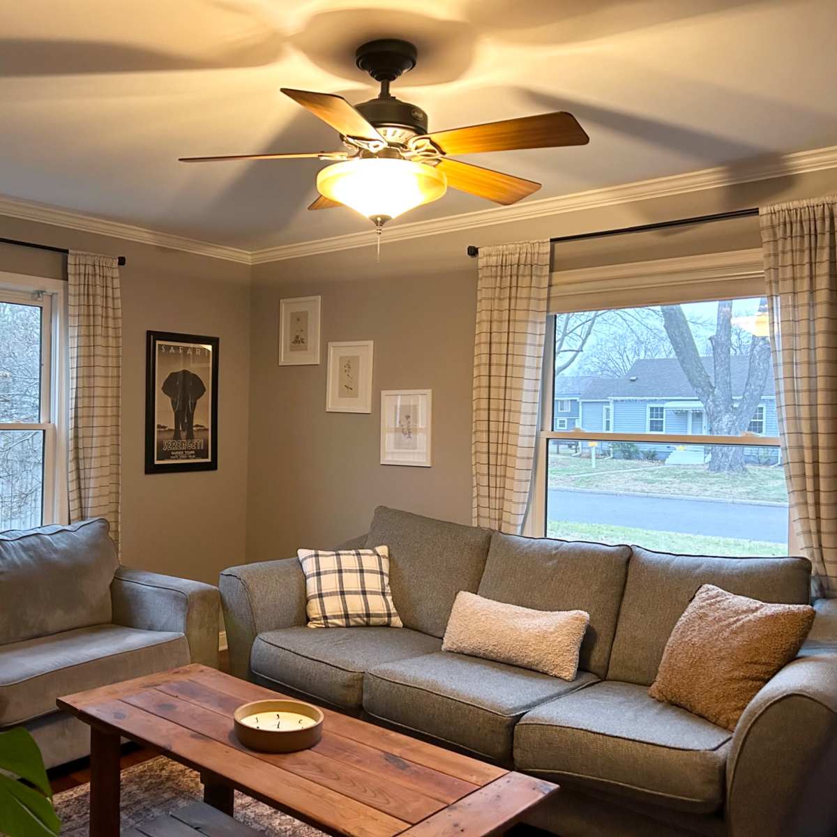 Charming 1.5 Story Home with Custom Dry Bar and Natural Light in Richfield Image in Richfield, Richfield, MN