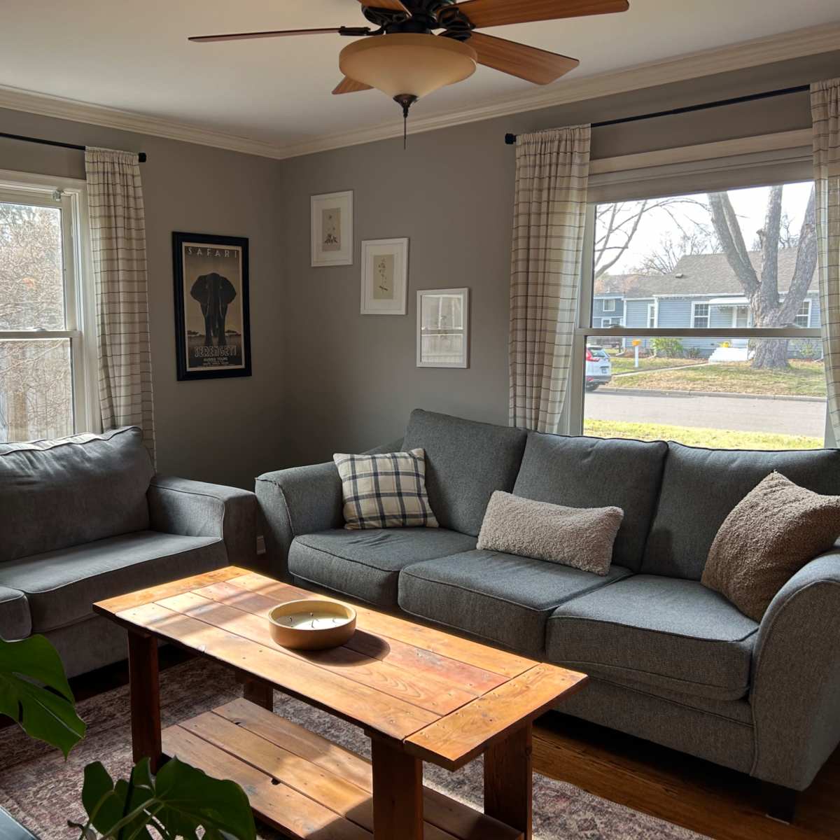 Charming 1.5 Story Home with Custom Dry Bar and Natural Light in Richfield Image in Richfield, Richfield, MN