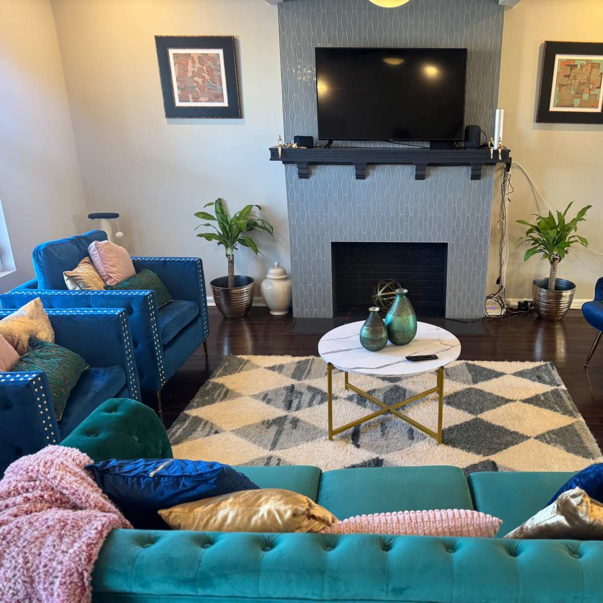 Coldstream Charm - Modern Elegance with Expansive Open Space and Charming Patio Near Hopkins and Morgan in Baltimore Image in Coldstream Homestead Montebello, Baltimore, MD