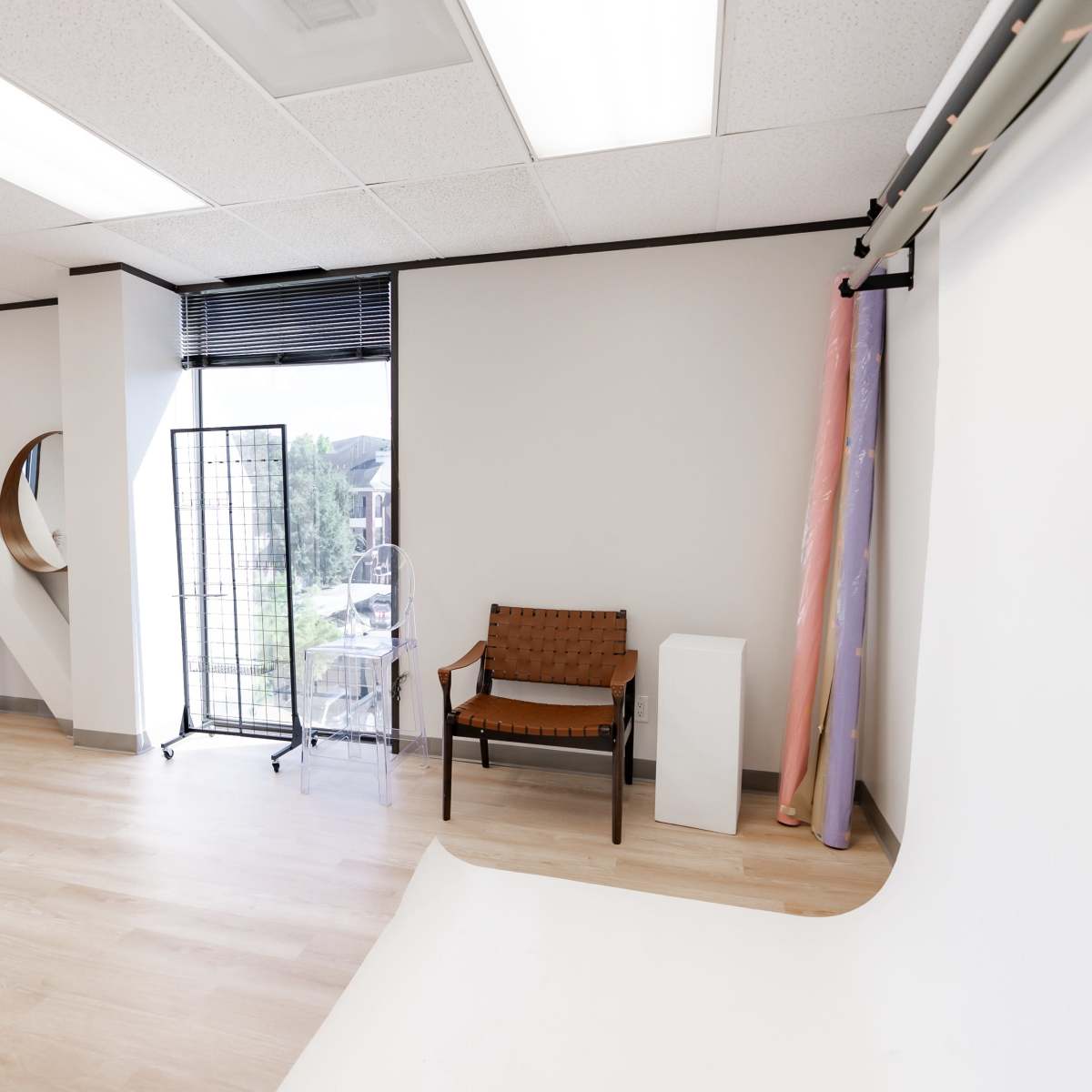 Self Portrait Studio in Houston near Memorial/Galleria, Houston, TX