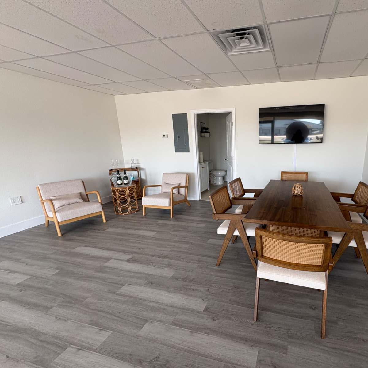 Seaside Space perfect for meetings or workshops! in Satellite Beach Image in Satellite Beach, Satellite Beach, FL
