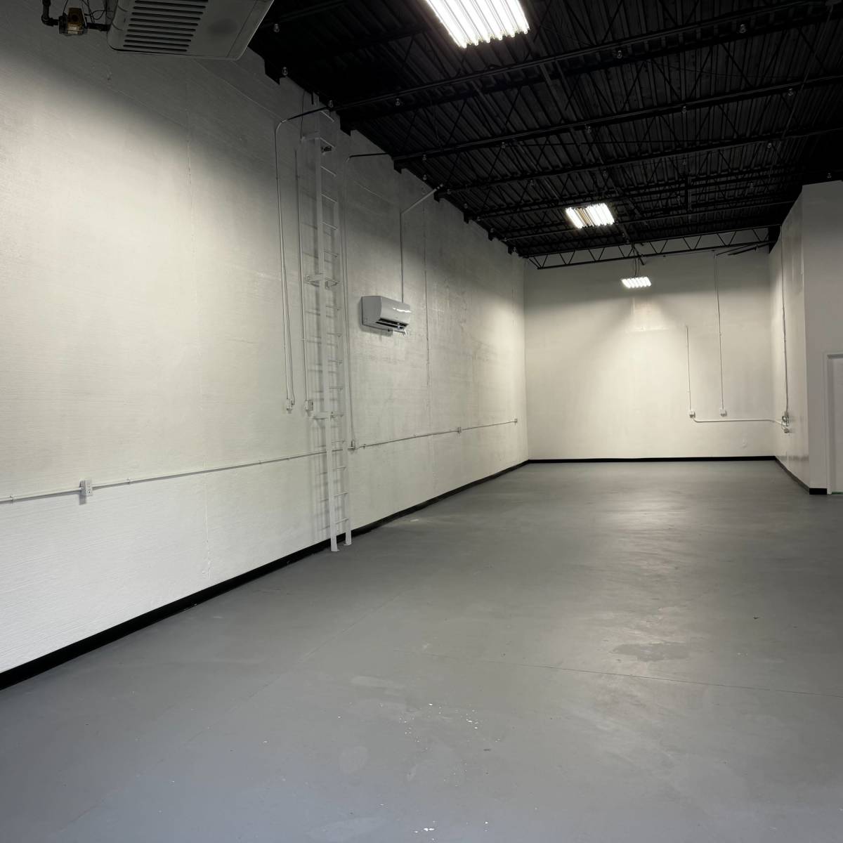 Newly Renovated Spacious Industrial Warehouse in Atlanta Image in , Atlanta, GA