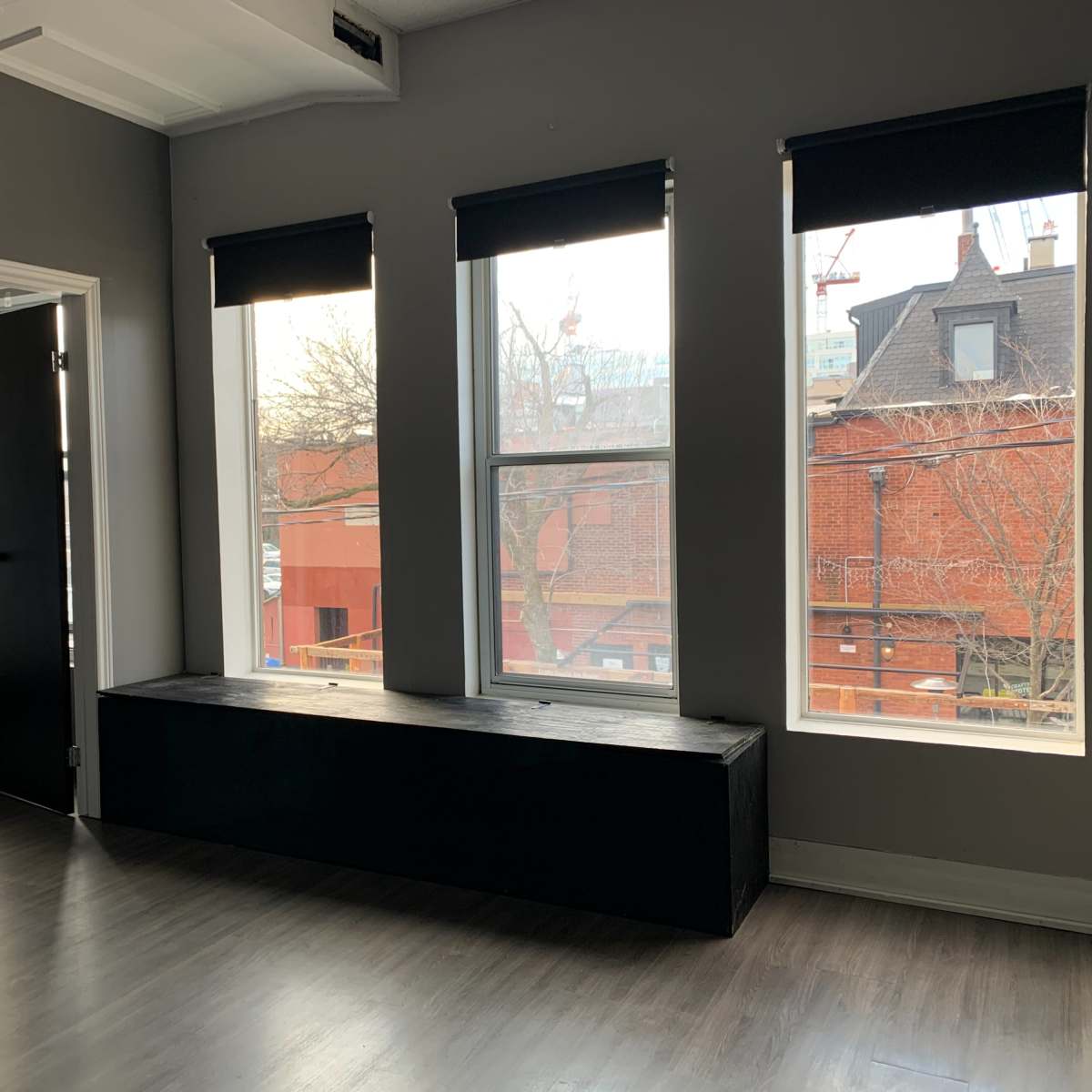 Modern Annex Studio with LED Mirror & City Views | 350 sqft in Toronto Image in Harbord Village, Toronto, ON