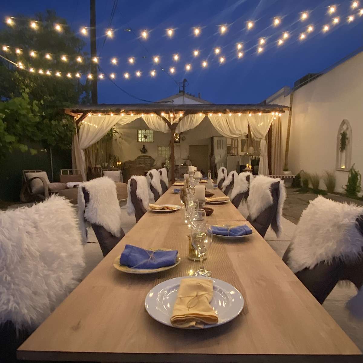 Stunning Warm Production Space with Beautiful Large Outdoorr Setting ...