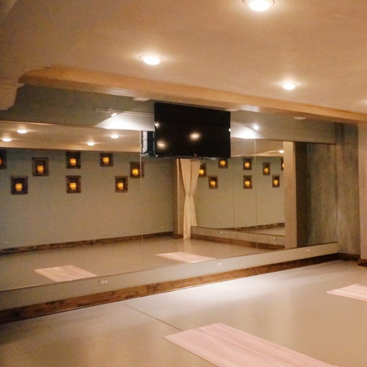 Spacious Yoga Studio at Revival Wellness Spa (Ravenswood Manor