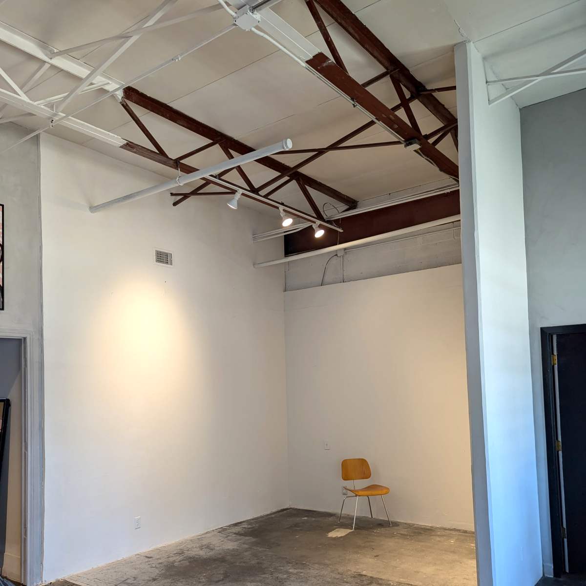 Photo Studio In Design District Artist Loft Warehouse, Dallas, TX