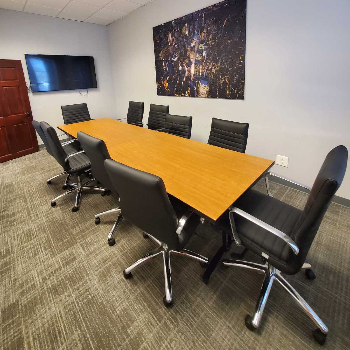 Modern Meeting Room with Natural Lighting, King of Prussia, PA Off