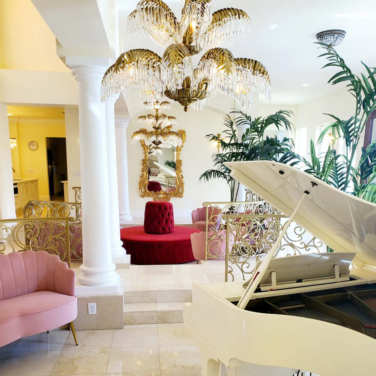 Hollywood Regency Mansion - Pink & Gold Decor in Las Vegas Image in The Section 10, Las Vegas, NV